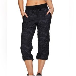 RBX Active Capris